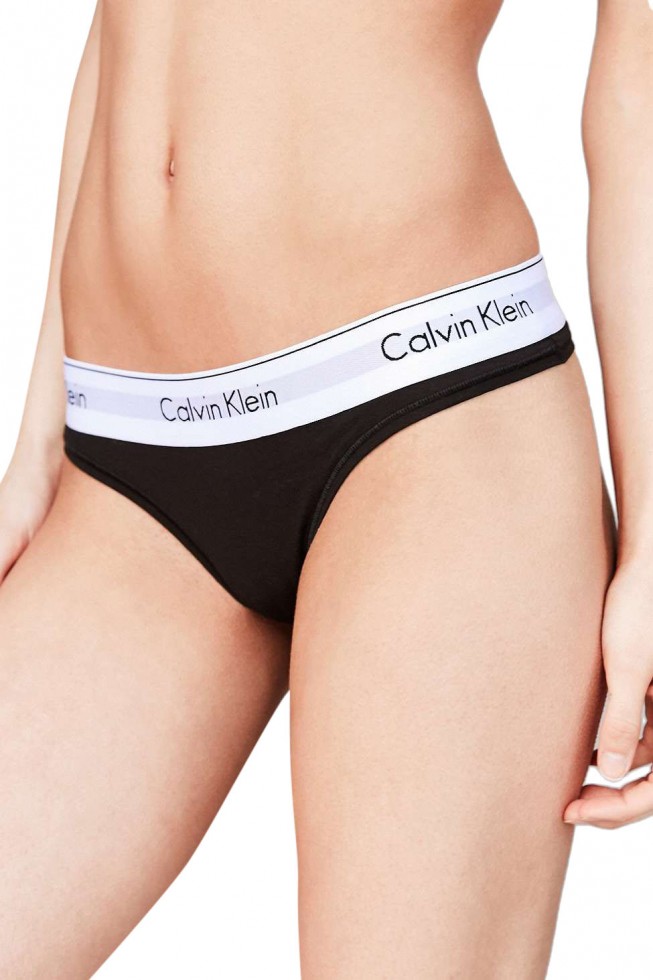 Женский комплект Calvin Klein черный: топ и стринги C06