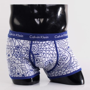 Мужские трусы Calvin Klein 365 белые/голубой узор A065 Мужские трусы Calvin Klein 365 белые/голубой узор A065