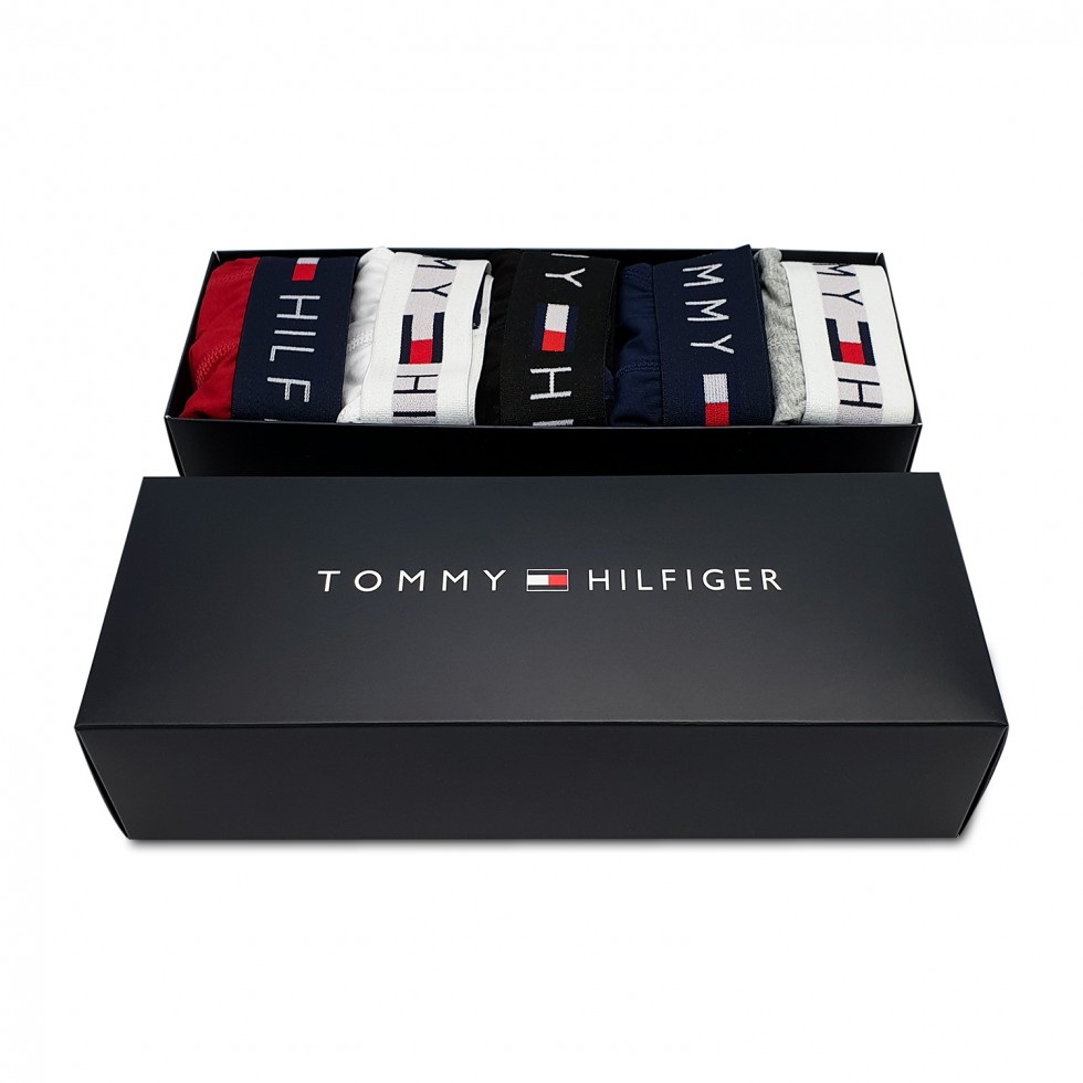 Картонная коробочка Tommy Hilfiger для 5 трусов TH5