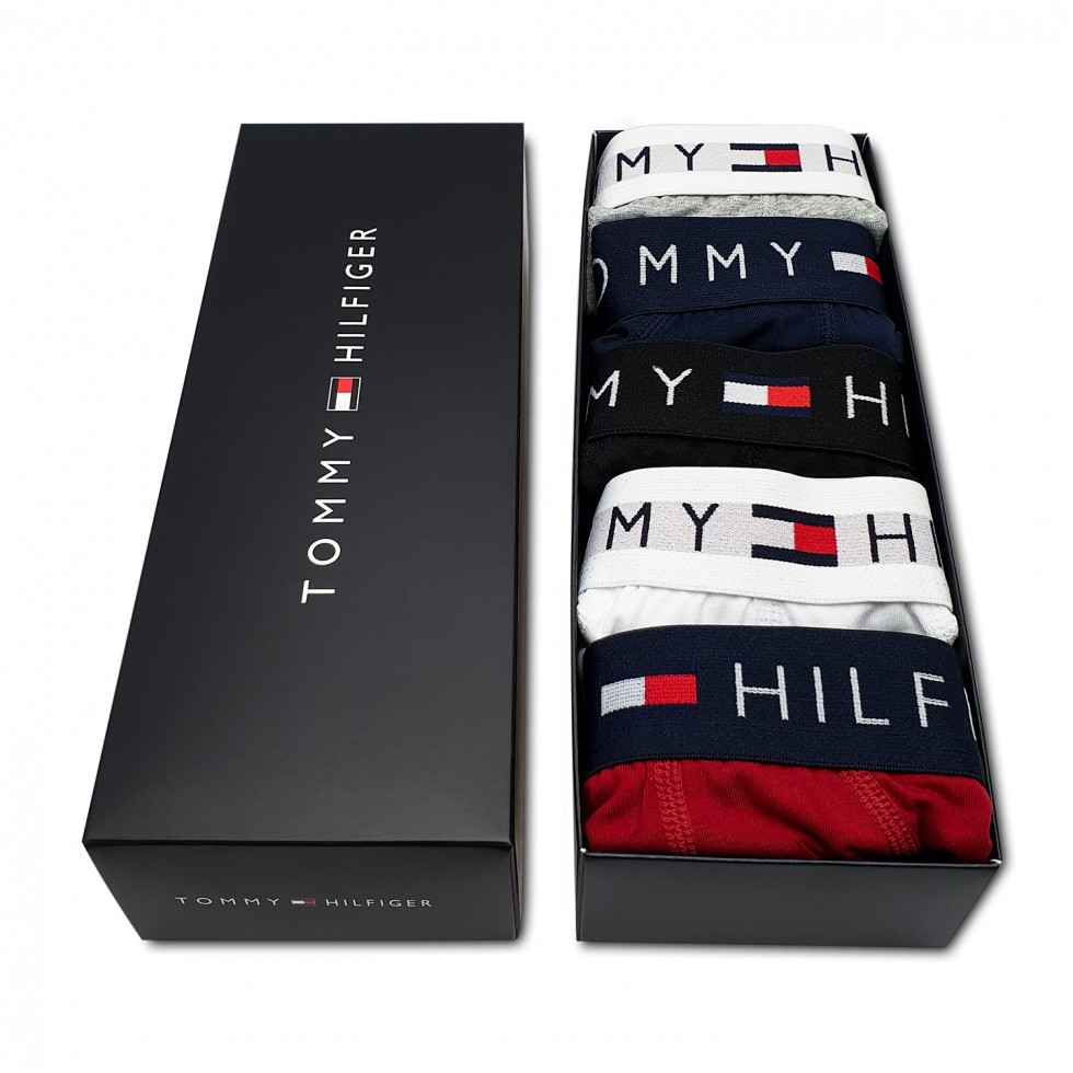Картонная коробочка Tommy Hilfiger для 5 трусов TH5